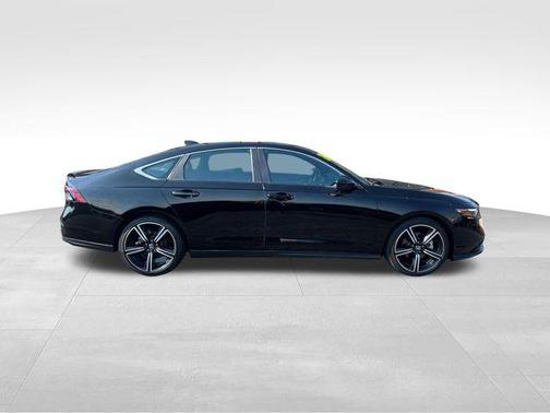 Crystal Black Pearl 2024 Honda Accord Hybrid Sport