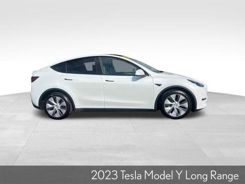 2023 Tesla Model Y Long Range