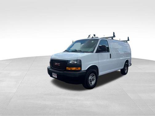 2022 GMC Savana 2500 Work Van