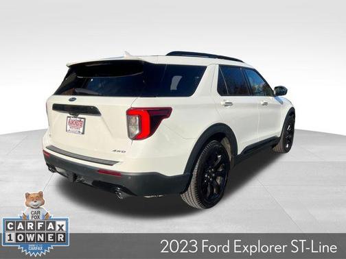 2023 Ford Explorer ST-Line