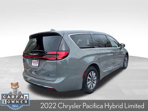 2022 Chrysler Pacifica Hybrid Limited