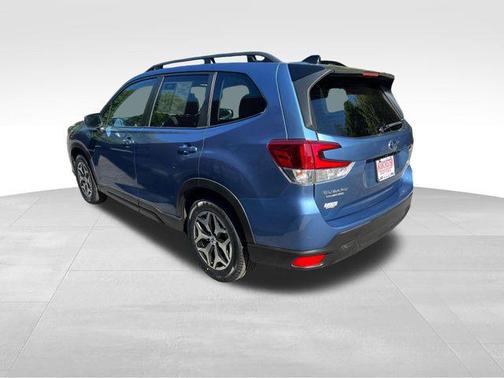 Horizon Blue Pearl 2024 Subaru Forester Premium