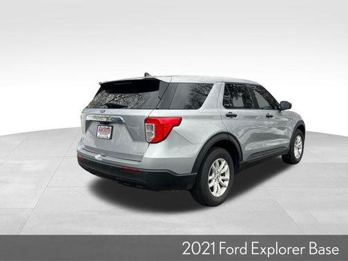 2021 Ford Explorer Base