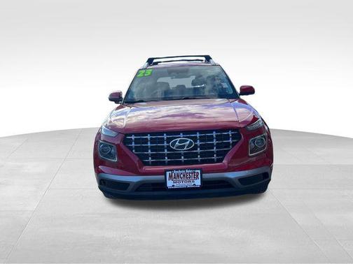 2023 Hyundai VENUE SEL