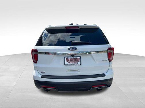 Oxford White 2019 Ford Explorer XLT