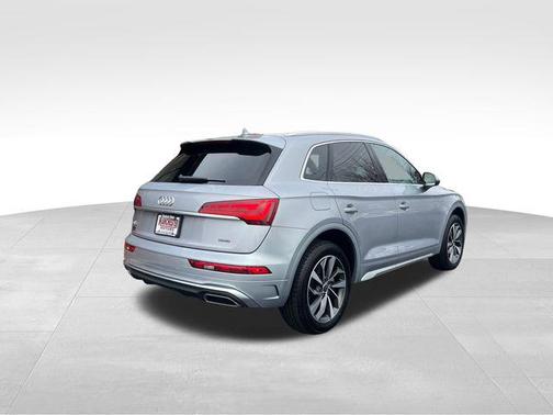 2024 Audi Q5 45 S line Premium Plus