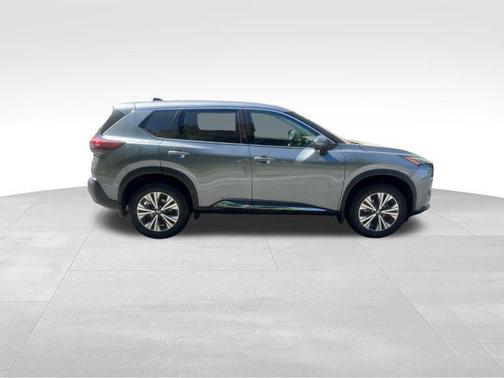 Gun Metallic 2021 Nissan Rogue SV