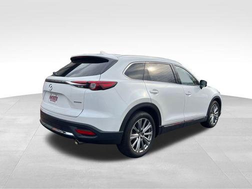 2022 Mazda CX-9 Signature