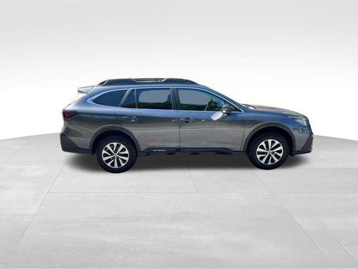 Magnetite Gray Metallic 2022 Subaru Outback Premium