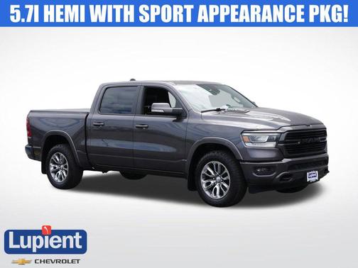 Granite Crystal Metallic Clearcoat 2019 RAM 1500 Laramie