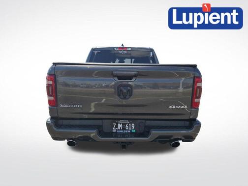 Granite Crystal Metallic Clearcoat 2019 RAM 1500 Laramie