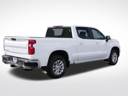 Summit White 2024 Chevrolet Silverado 1500 LT