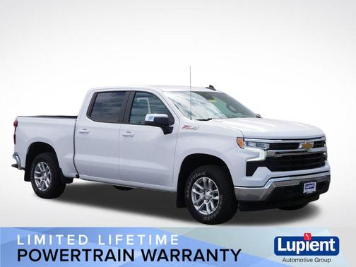 Summit White 2024 Chevrolet Silverado 1500 LT