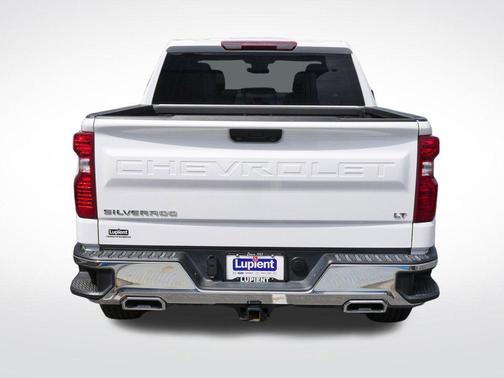 Summit White 2024 Chevrolet Silverado 1500 LT