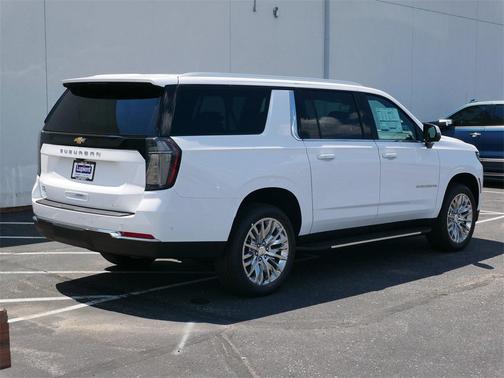 2025 Chevrolet Suburban LT