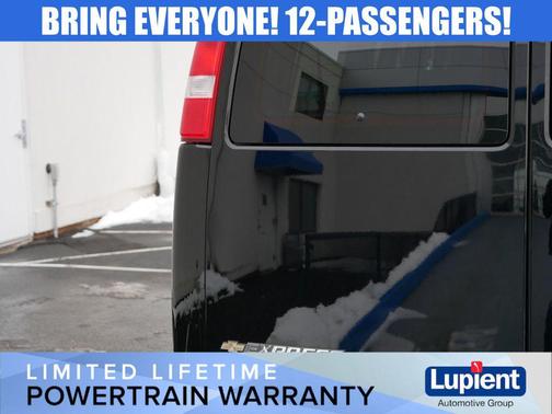 2025 Chevrolet Express 3500 LT
