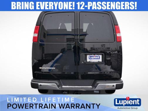 2025 Chevrolet Express 3500 LT