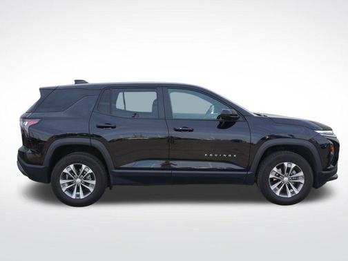 Mosaic Black Metallic 2025 Chevrolet Equinox 1LT