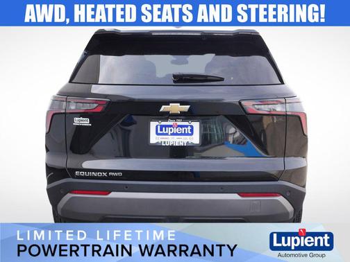 Mosaic Black Metallic 2025 Chevrolet Equinox 1LT