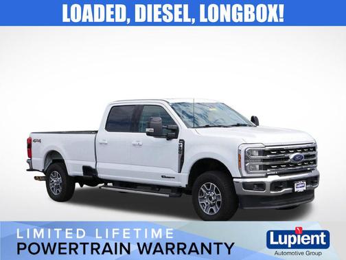 Oxford White 2024 Ford F-350 Lariat