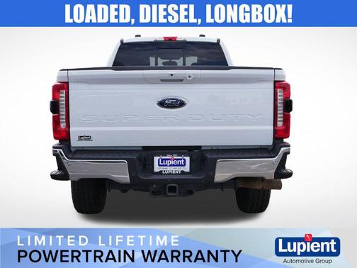 Oxford White 2024 Ford F-350 Lariat