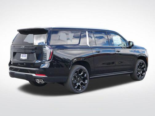 Black 2026 Chevrolet Suburban High Country