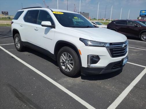 2022 Chevrolet Traverse LT Leather