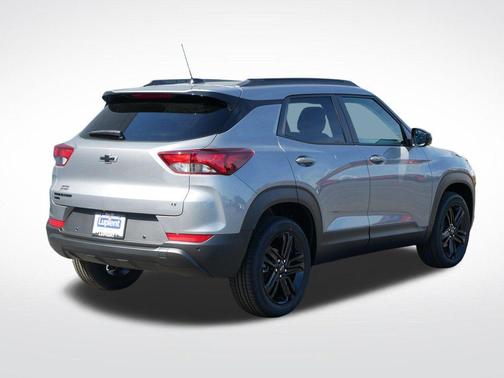 Sterling Gray Metallic 2026 Chevrolet Trailblazer LT