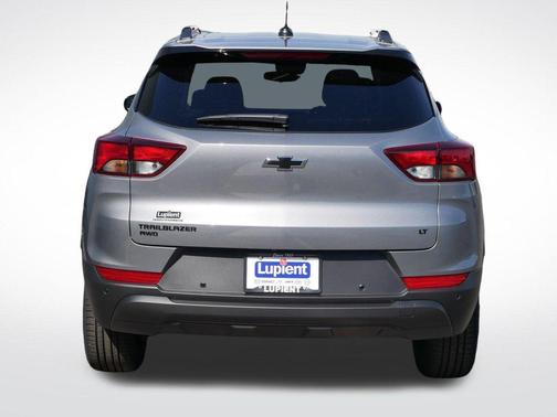 Sterling Gray Metallic 2026 Chevrolet Trailblazer LT