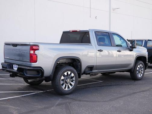 2026 Chevrolet Silverado 2500 Custom