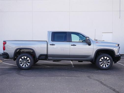 2026 Chevrolet Silverado 2500 Custom