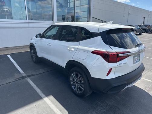 2023 Kia Seltos LX