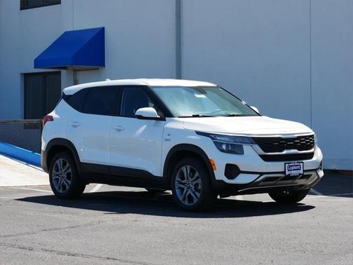 2023 Kia Seltos LX