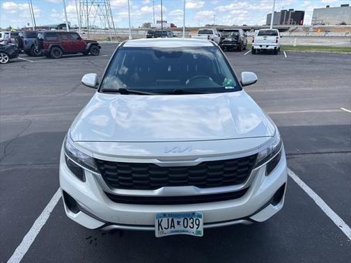 2023 Kia Seltos LX