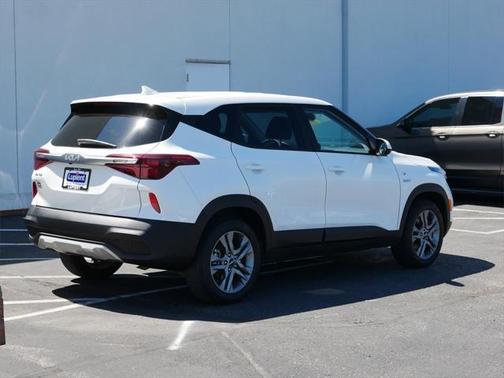 2023 Kia Seltos LX
