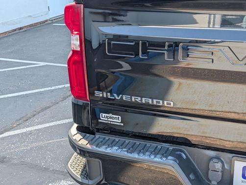Black 2019 Chevrolet Silverado 1500 Custom Trail Boss