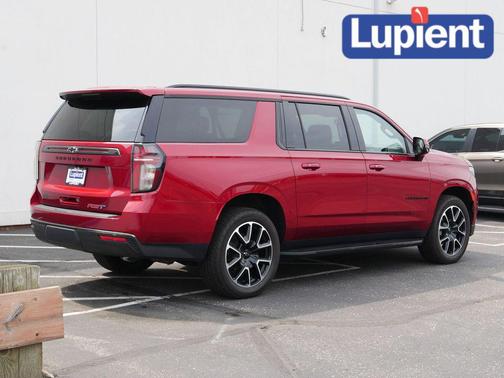 2021 Chevrolet Suburban RST