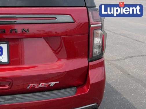 2021 Chevrolet Suburban RST