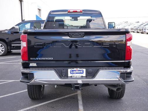 2026 Chevrolet Silverado 3500 WT