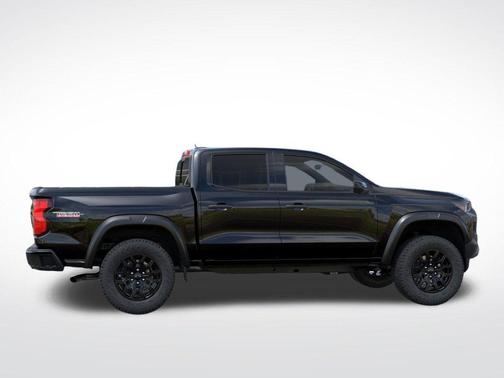 Black 2026 Chevrolet Colorado Trail Boss