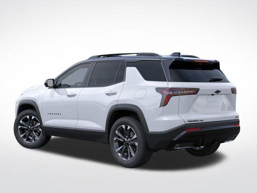 Polar White Tricoat 2027 Chevrolet Equinox RS