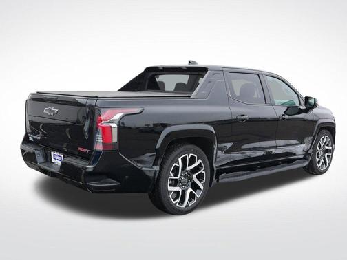 2024 Chevrolet Silverado EV RST