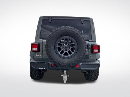 Sting-Gray Clearcoat 2023 Jeep Wrangler High Tide