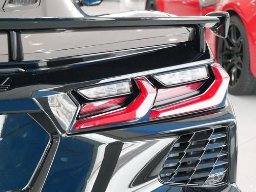 2026 Chevrolet Corvette Stingray w/2LT