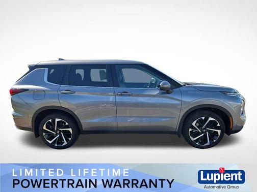 2023 Mitsubishi Outlander SE S-AWC