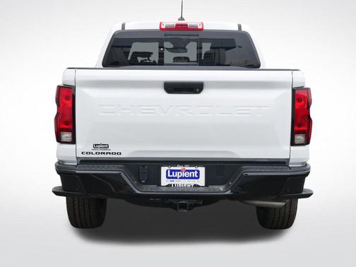 Summit White 2026 Chevrolet Colorado WT
