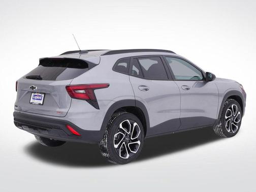 Sterling Gray Metallic 2026 Chevrolet Trax 2RS