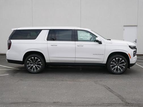 2025 Chevrolet Suburban High Country
