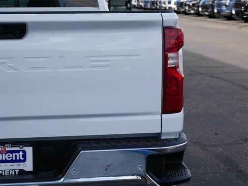 2026 Chevrolet Silverado 3500 WT