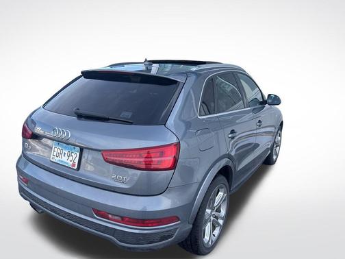 2016 Audi Q3 2.0T Prestige